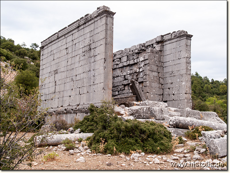 Adada in Pisidien - Zeus-Serapis-Tempel