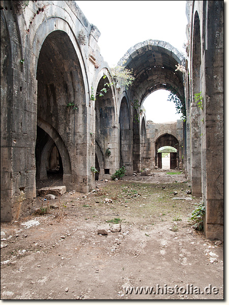 Karawanserei Incir-Han in Pisidien - teilweise eingestürztes Hauptgewölbe