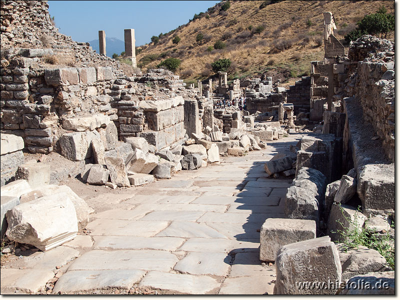 Ephesos in Karien - Eine Nebenstraße im Stadtgebiet westlich der Staats-Agora von Ephesos