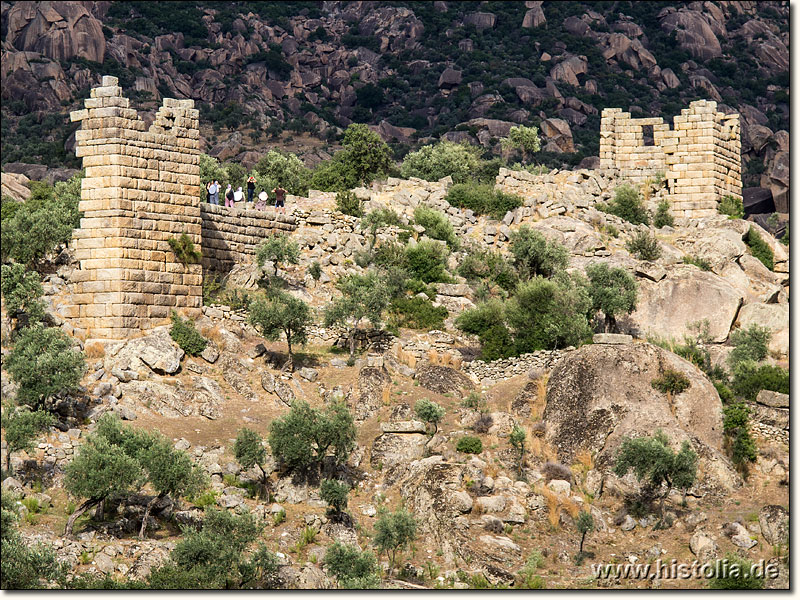 Herakleia Latmos in Karien - Stadtmauer und Wachtürme von Herakleia Latmos