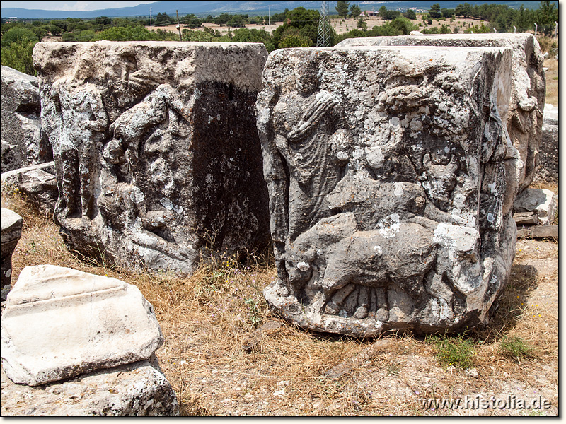Herakleia Salbake in Karien - Reliefs aus dem Heroon von Herakleia Salbake