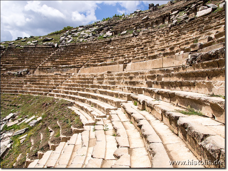 Kibyra in Karien - Blick in die Cavea das Theaters von Kibyra