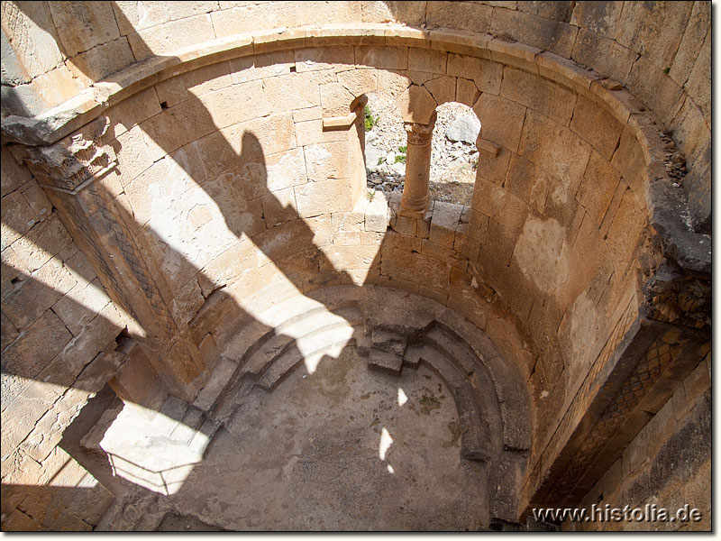 Alahan in Kilikien - Blick von oben in die Absis der Hauptkirche von Alahan