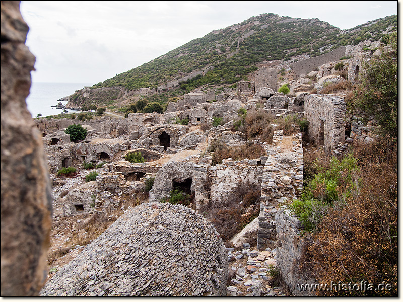 Anemurion in Kilikien - Blick aus der Hauptnekropole von Anemurion nach Süden