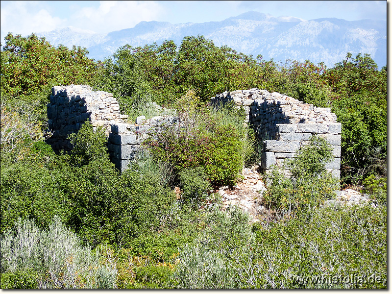 Kestros in Kilikien - Südansicht der Reste des "Antonius-Temples" in der Mitte von Kestros