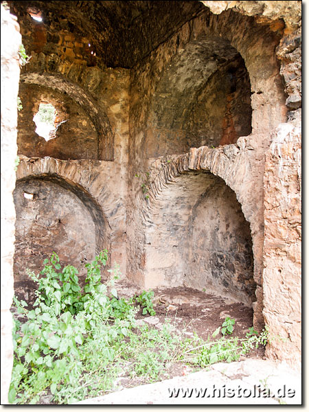 Selinus in Kilikien - großer Grabbau in der Nekropole