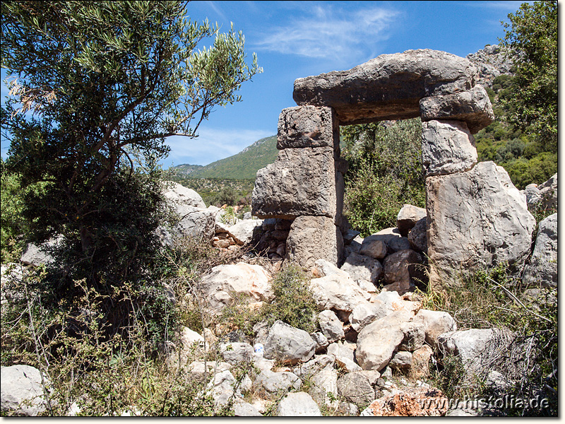 Antiphellos in Lykien - Wachturm aus hellenistischer Zeit oberhalb von Antiphellos