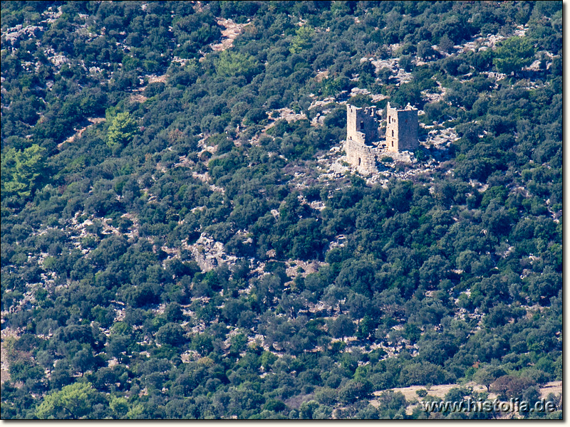 Belos in Lykien - Blick von der Festung nach Westen zum Wachturm 'Ision'