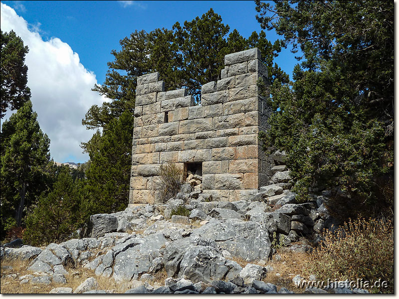 Kastabara in Lykien - Der westliche Wachturm am Eingang zur Festung von Kastabara