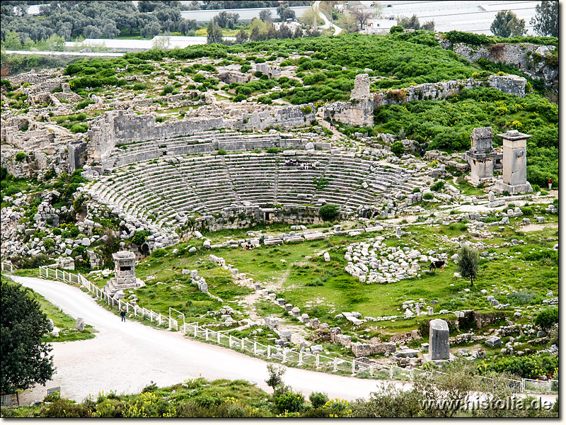 Xanthos in Lykien - Sicht auf das Theater vom Akropolishügel