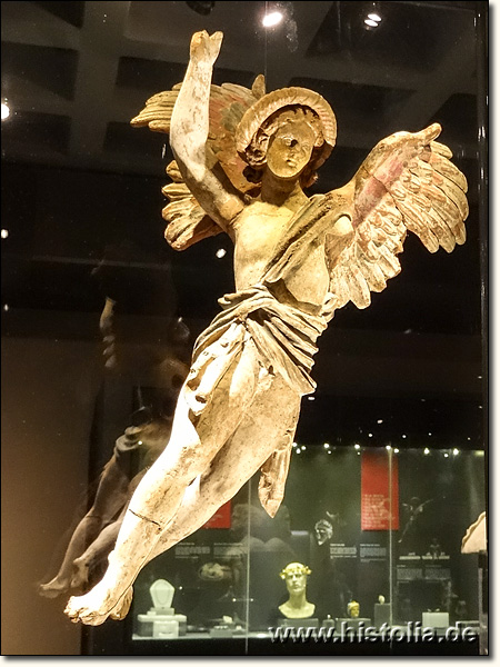 Museum von Aydin - Terracotta-Figur der Glücksgöttin Nike