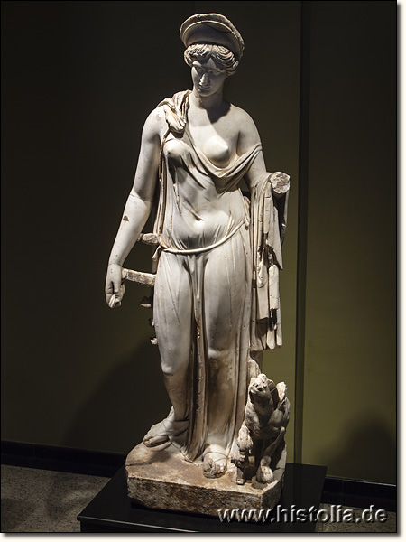 Museum von Burdur - Statue der Nemesis aus dem Antonius-Nymphäon von Sagalassos