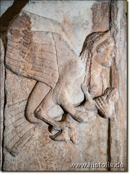 Britisches Museum in London - Eine Harpyie als Verzierung des 'Harpyien-Grabes' in Xanthos