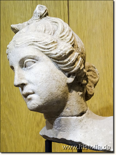 Museum von Milas - Kopf einer Aphrodite-Statue aus Stratonikeia in Karien; 2.Jh.v.Chr.