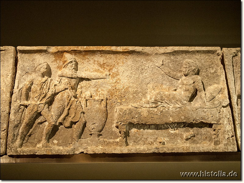 Museum von Wien - Das Relief des Heroons von Trysa: Der Freiermord des Odysseus (Odysseus schießt)