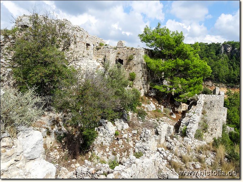 Alara-Kale in Pamphylien - Blick auf die oberen Festungsmauern und die Zitadelle