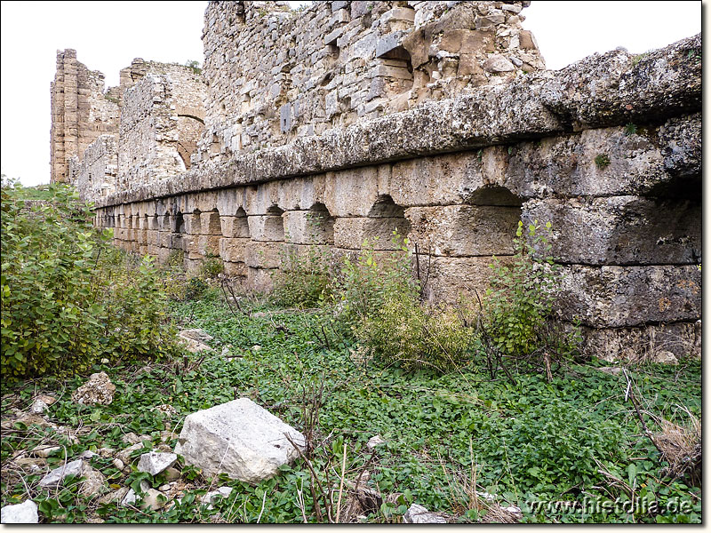 Aspendos in Pamphylien - Kellergewölbe/Unterbau der großen Basilika von Aspendos