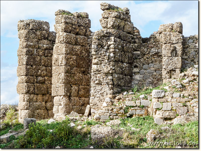 Aspendos in Pamphylien - Stützkonstruktion am Bouleuterion von Aspendos