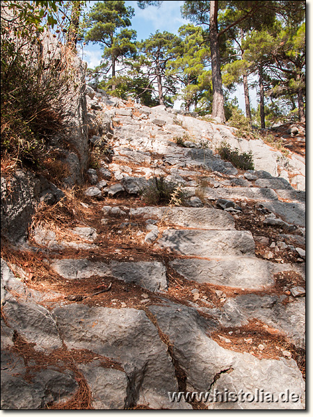 Kolybrassos in Pamphylien - Treppenaufgang in das obere Wohngebiet