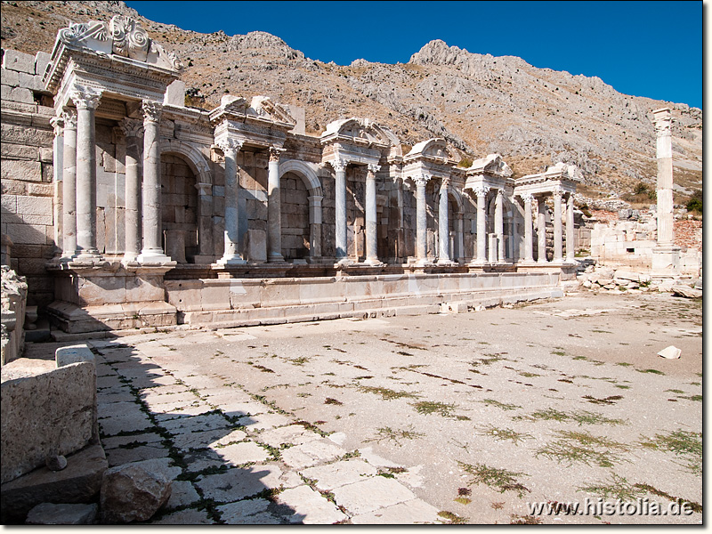 Sagalassos in Pisidien - Das Antonius-Nymphäum an der Nordseite der oberen Agora