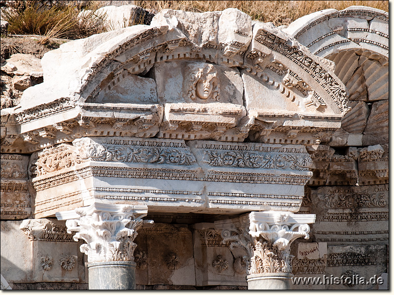 Sagalassos in Pisidien - Detail des Antonius-Nymphäums an der Nordseite der oberen Agora