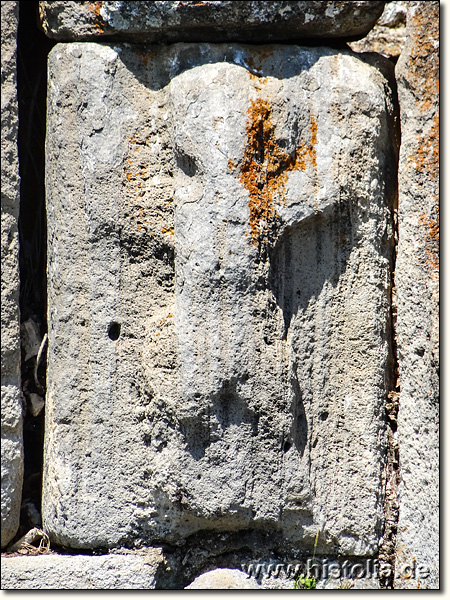 Eflatun-Pinar in Lykaonien - Abbildung eines Gottes auf dem großen Götter-Relief von Eflatun-Pinar