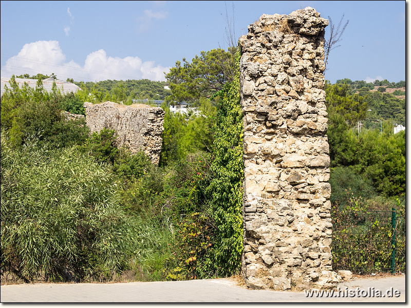 Kibyra-Minor in Pampylien - Reste der Stadtmauer nördlich der Küstenstraße D400