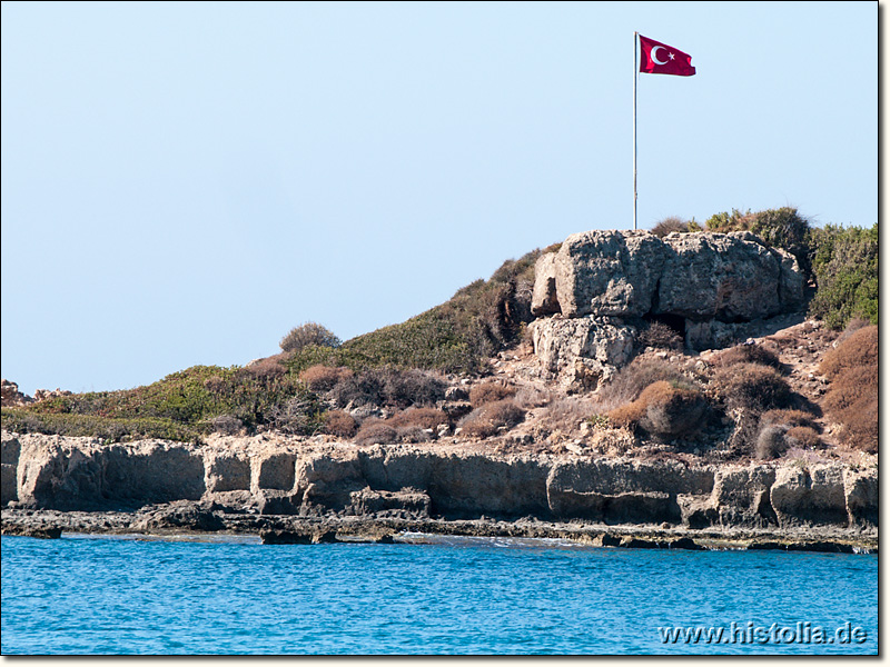 Kibyra-Minor in Pampylien - Wachturm und alter Steinbruch auf der vorgelagerten Insel in der Bucht von Karaburun