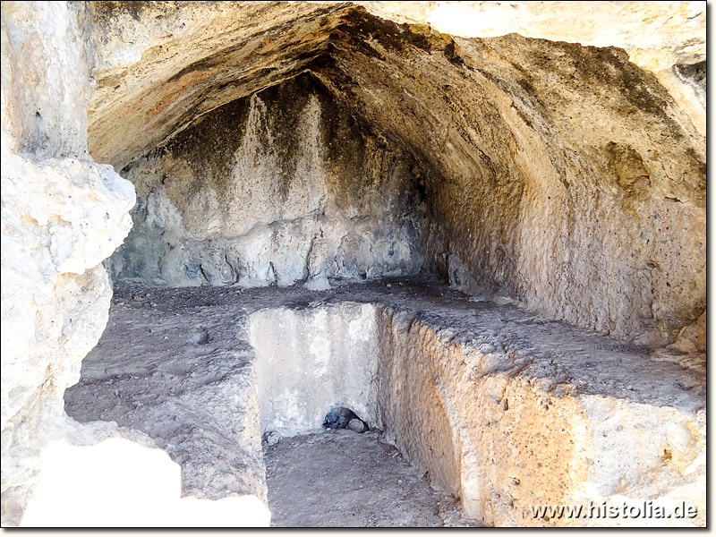 Krya in Karien - Blick in die Grabkammer des ionischen Tempelgrabes von Krya