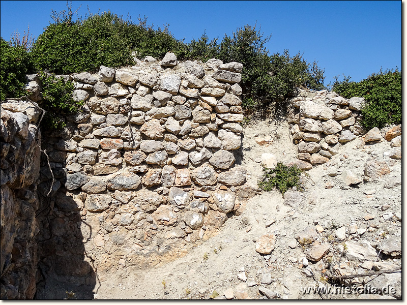 Panemoteichos in Pisidien - Festungsmauern auf dem Akropolisberg von Panemoteichos